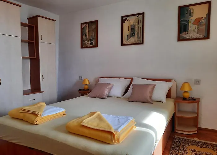 Romantic Coastal House In Old Town Of Dom wakacyjny