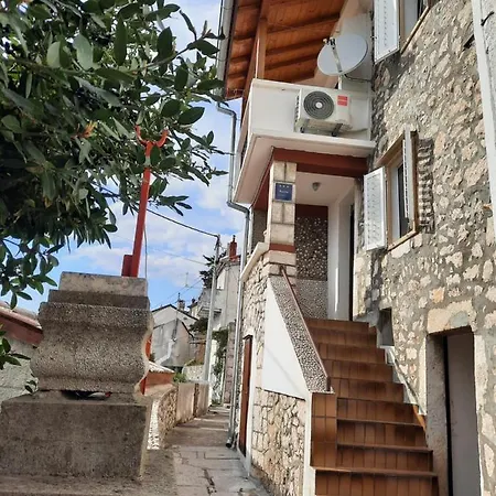 Holiday home Romantic Coastal House In Old Town Of *