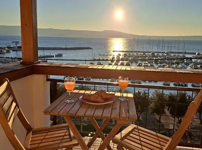 Romantic Coastal House In Old Town Of Novi Vinodolski